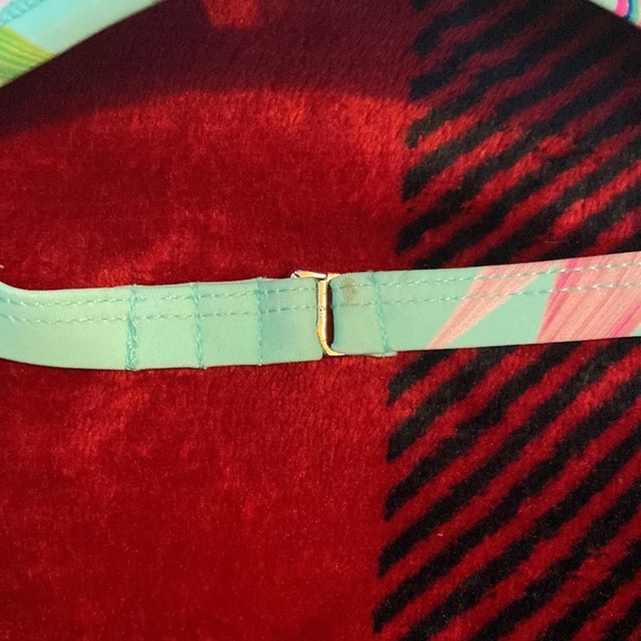 Bikini Top Size: Large - Picture 2 of 2